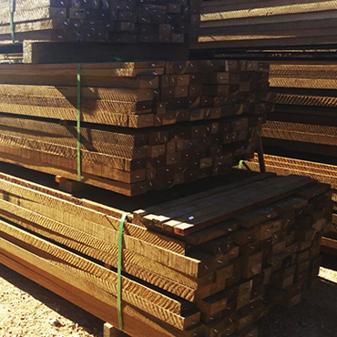 Tesoura de Itaúba Beneficiada